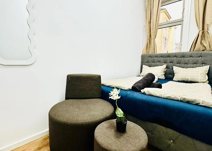 9Br Apartment For 18P, 12Min Walk To Augarten
