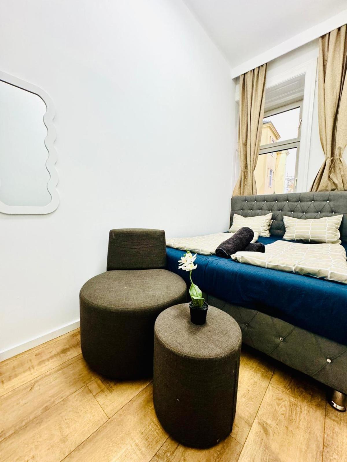 9br For 18p, 12min Walk To Augarten * Wien