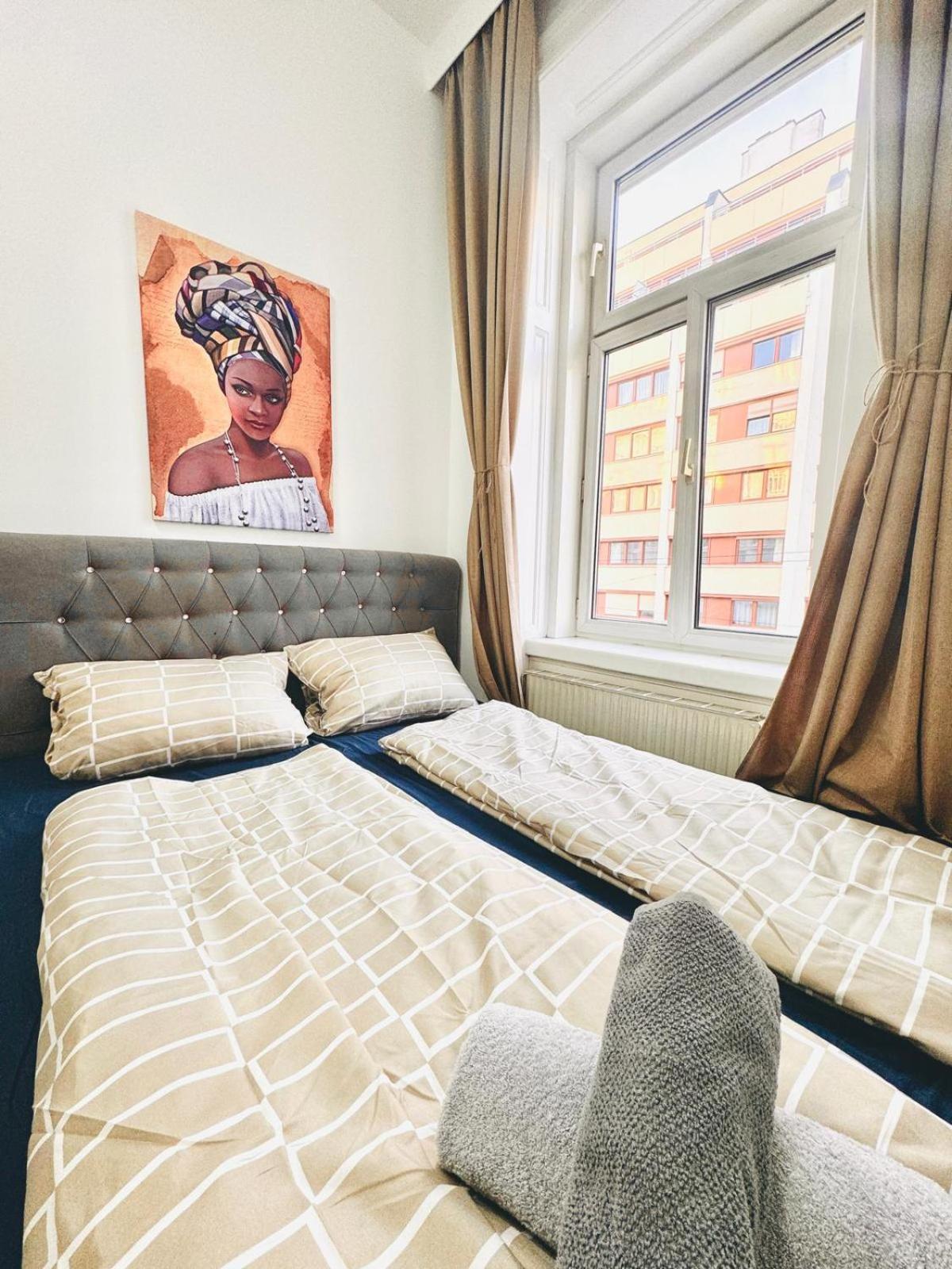 Apartment 9br For 18p, 12min Walk To Augarten *