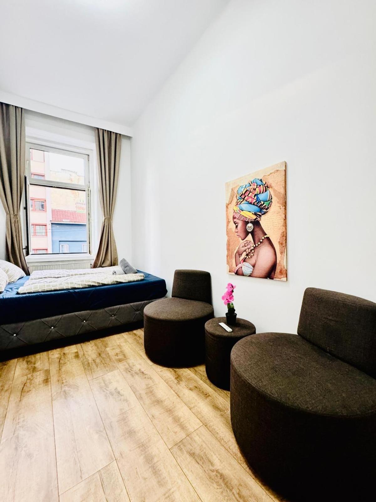 Apartment 9br For 18p, 12min Walk To Augarten Wien