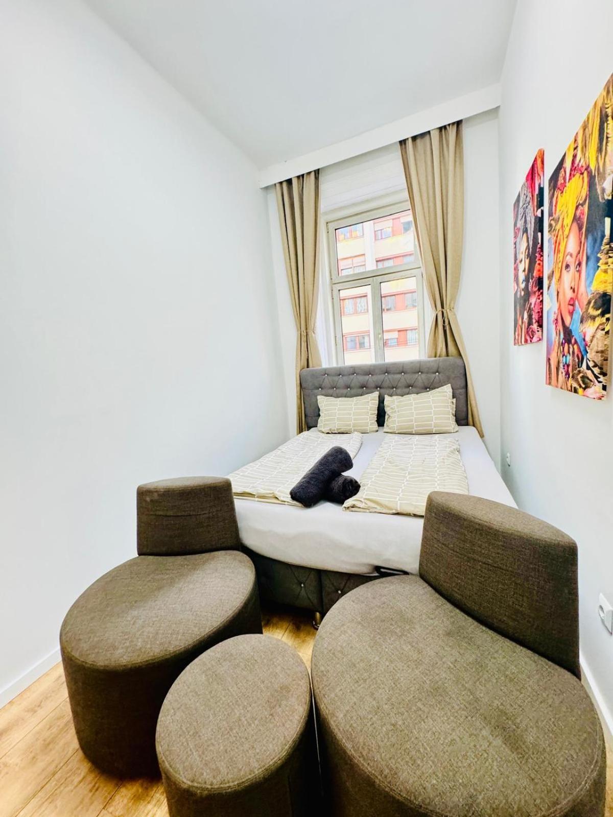 9br For 18p, 12min Walk To Augarten *