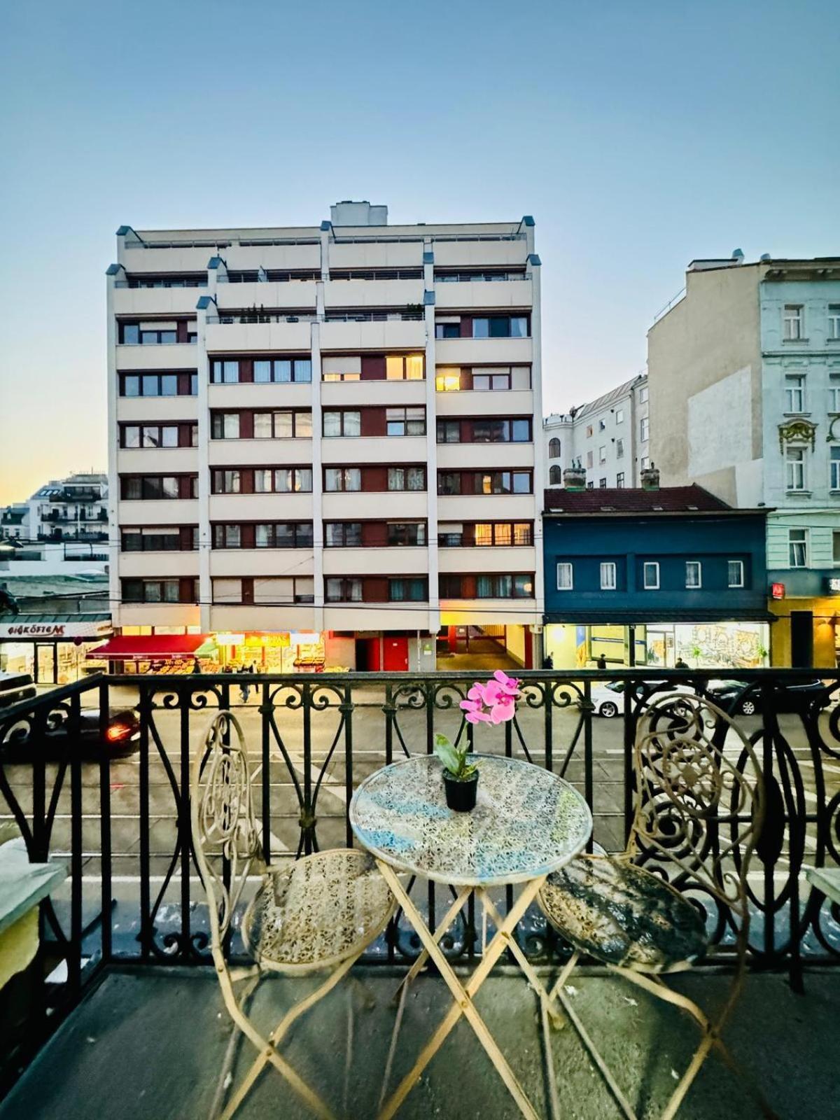 9br For 18p, 12min Walk To Augarten