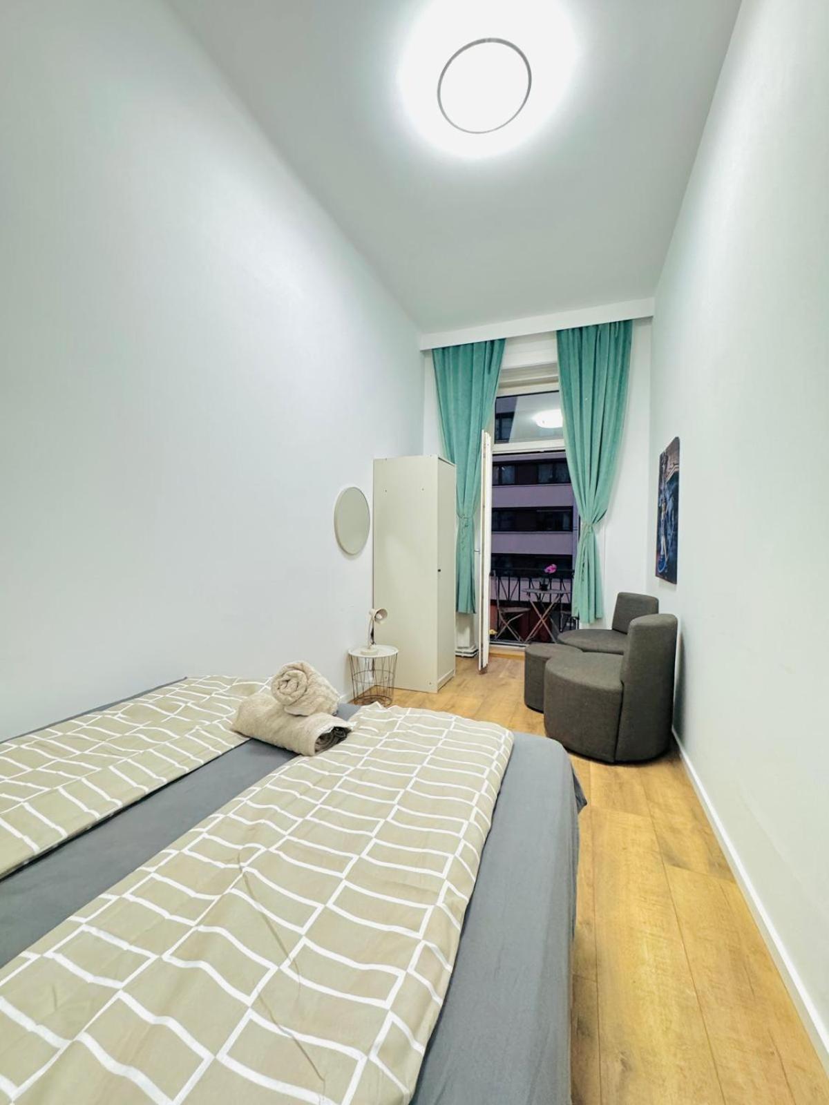 9br For 18p, 12min Walk To Augarten Apartment *
