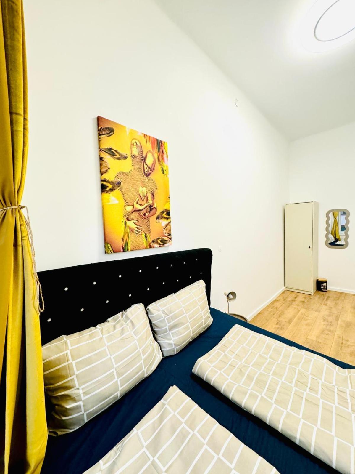 Apartment 9br For 18p, 12min Walk To Augarten