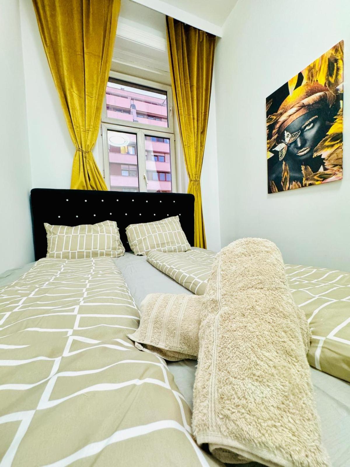 9br For 18p, 12min Walk To Augarten * Wien