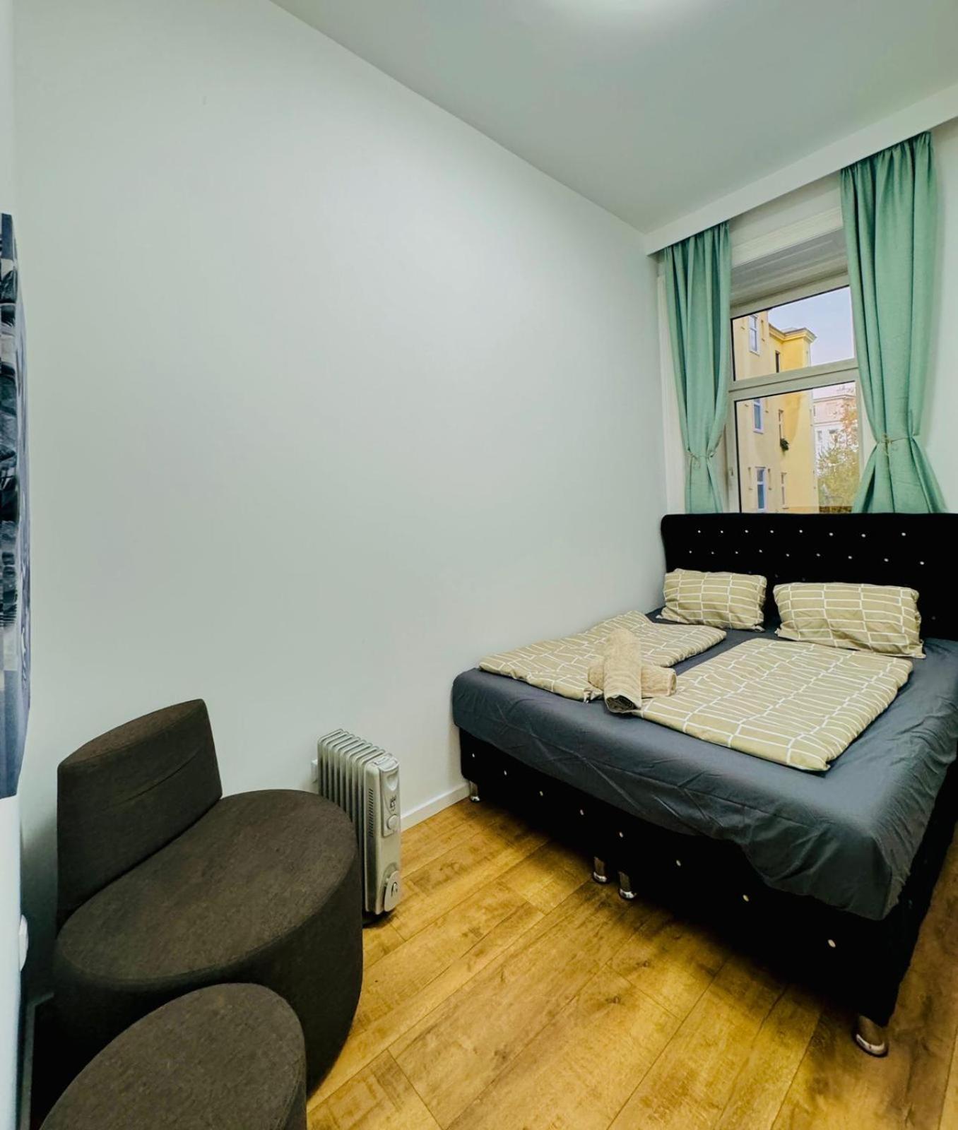 9br For 18p, 12min Walk To Augarten Apartment